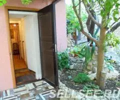 Домик под абрикосовым деревом на 2-4 человека в Феодосии. - 3