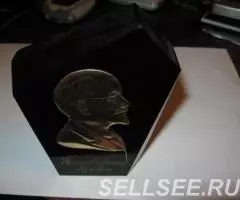 Стелла 100 лет В. И. Ленина - 4