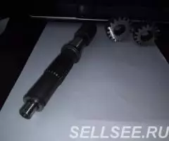 Вал-центральный мотор хода Komatsu PC60 - 3