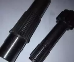 Kubota AR20 вал редуктора и гидромотора - 3