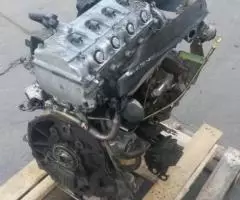 Двигатель для NISSAN NAVARA D40 2.5 2008г. - 2