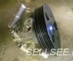 Насос ГУР LR Freelender 2.2 2010г - 2