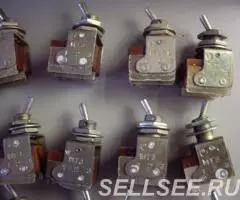 Тумблер малогабаритный МТ3 - 2