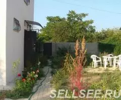 Сдаётся 3-ёх эт. дача 5-ый км 20 000руб. Хор. ремонт - 2