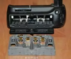 Батарейный блок Nikon MB-D80 оригинал - 4