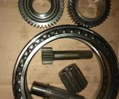 IHI 55UJ Шестерни редуктора хода экскаватора - 2