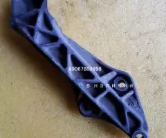 Кронштейн крепление двигателя peugeot 206 пежо 206 - 2