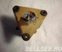 Электродвигатель ДРВ-0,1 . - 2