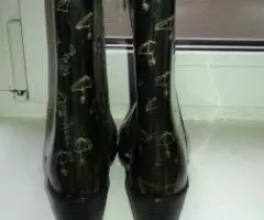 Продаю резиновые сапожки. - 2