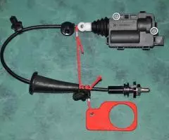 Замок лючка бензобака на Opel, Chrysler - 2