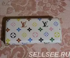 Кошельки Louis Vuitton новый