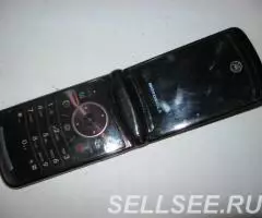Motorola RAZR2 V9 - Бритва-2 Blackcherry - 2