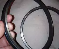 подтекает масло с редуктора хода экскаватора , уплотнение . ... - 2