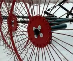 Грабли ворошилки валковые ГВВ - 6.1 со средним колесом - 4