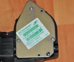 Мотор стеклопод. передней правой двери ВАЗ-1118 Лада Калина - 5