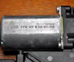 Мотор стеклоподъёмника задней правый двери на Mercedes W210 - 4