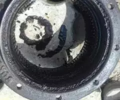 Сломался корпус редуктора хода экскаватора - 2