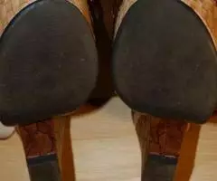 Босоножки, совсем немного б у, фирма Elisobeth. Р. 36 - 4