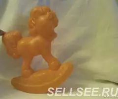 лошадка качалка пластмассовая СССР - 2