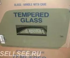 Стекло передней двери Hummer H3 - 2