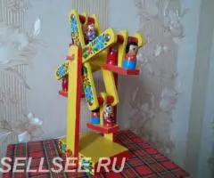 Деревянная карусель с матрёшками. - 2