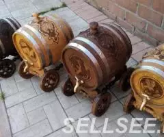 Дубовые бочки на тележке - 2