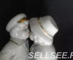 Фарфоровая статуэтка. Первый поцелуй. - 4