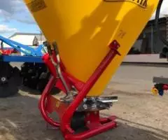 Разбрасыватель минеральных удобрений 300-500л Strumyk Польша - 3