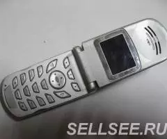 Motorola V50 Chrome оригинал - 4