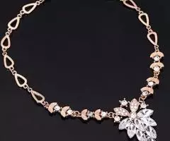 Комплект ювелирных изделий. Прозрачный хрусталь - 3