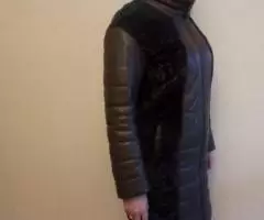 Женское, зимнее, кожаное пальто с натуральным мехом ягненка. - 3