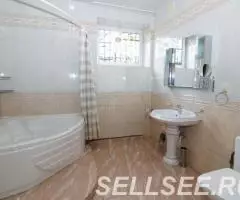 Продаю  дом , 491 кв.м , кирпичный - 4