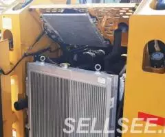 Мини погрузчик XCMG XC770K - 4