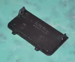 Заглушка буксировочного крюка бампера Suzuki Grand Vitara - 4