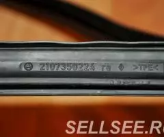Уплотнитель форточки задний правый Mercedes W210 - 3