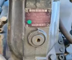 Запчасти и комплектующие крана гусеничного LIEBHERR LR-130 - 3