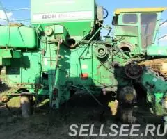 Комбайн Дон 1500Б 2000 г. в без двигателя на запчасти - 2