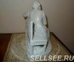 Фарфоровая статуэтка М. И. Глинка , ЛФЗ - 4