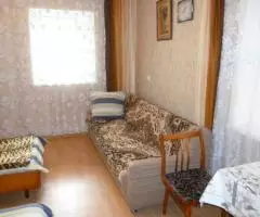 У Колоннады Кисловодска 2 гостя - 2