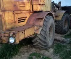 Фронтальный погрузчик на базе трактора K-700 Кировец - 4