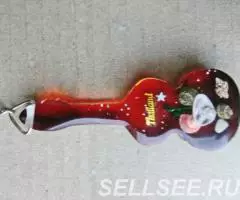 Брелок сувенир Гитара . - 2