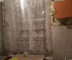 ПРОДАМ КОМНАТУ В ТРЕХКОМНАТНОЙ КВАРТИРЕ - 2