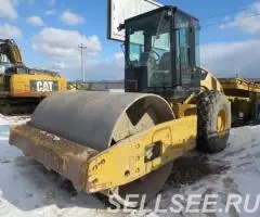 Грунтовый каток CAT CS56, 2012 г, 4800 м ч, полный привод - 3