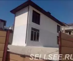 Продаю  дом , 200 кв.м , кирпичный - 2