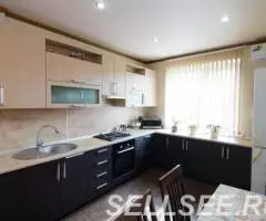 Продаю таунхаус , 157 кв.м , кирпичный - 2