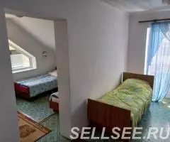 Коттедж Байаман . Имеется 2-х этажный особняк на 15 человек - 3