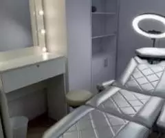 Аренда рабочих мест бровист, мастер маникюра, парикмахер, ... - 3