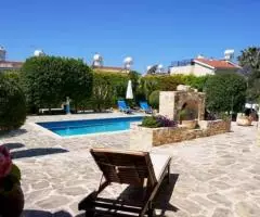 ПРОДАЕТСЯ УНИКАЛЬНАЯ 4-СПАЛЬНАЯ ВИЛЛА В РАЙОНЕ ПАФОСА, КИПР - 2