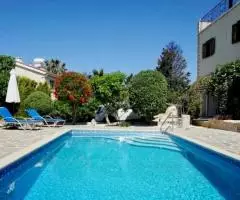 ПРОДАЕТСЯ УНИКАЛЬНАЯ 4-СПАЛЬНАЯ ВИЛЛА В РАЙОНЕ ПАФОСА, КИПР - 3