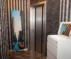 Большая квартира-студия с видом на озеро Карасун - 3